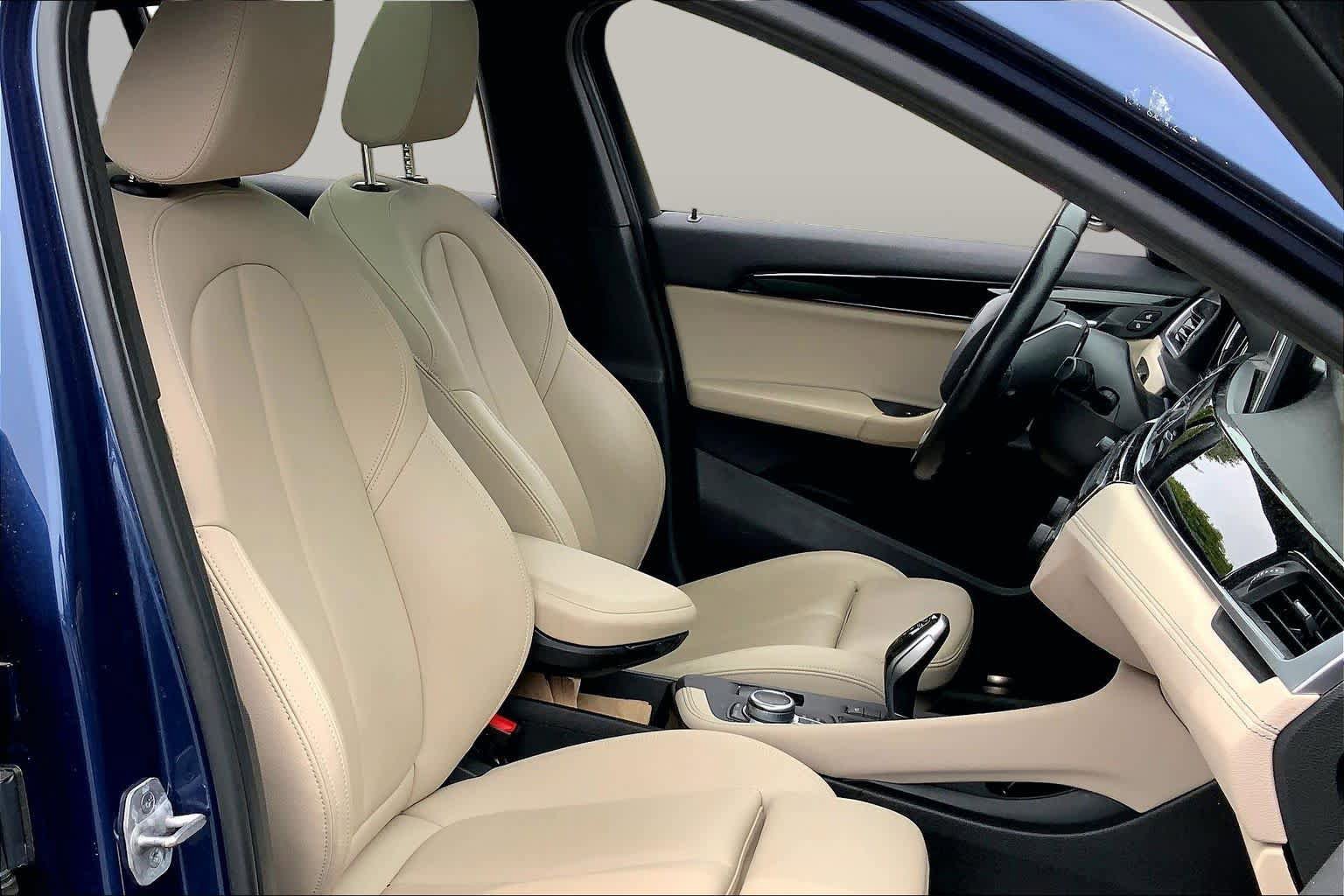 Used 2021 BMW X2 xDrive28i w/ Convenience Package AWD/4WD image 9