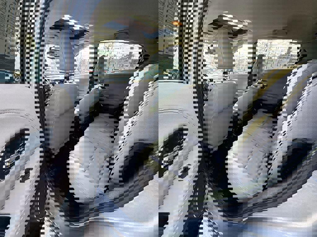 Used 2018 Honda HR-V EX-L image 31