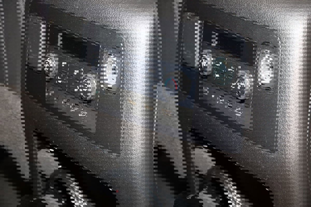 Used 2017 Chevrolet Tahoe Premier image 16