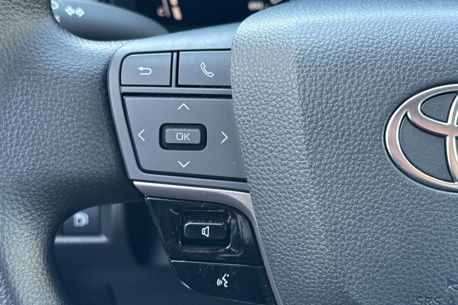 Certified 2026 Toyota Camry LE FWD image 30