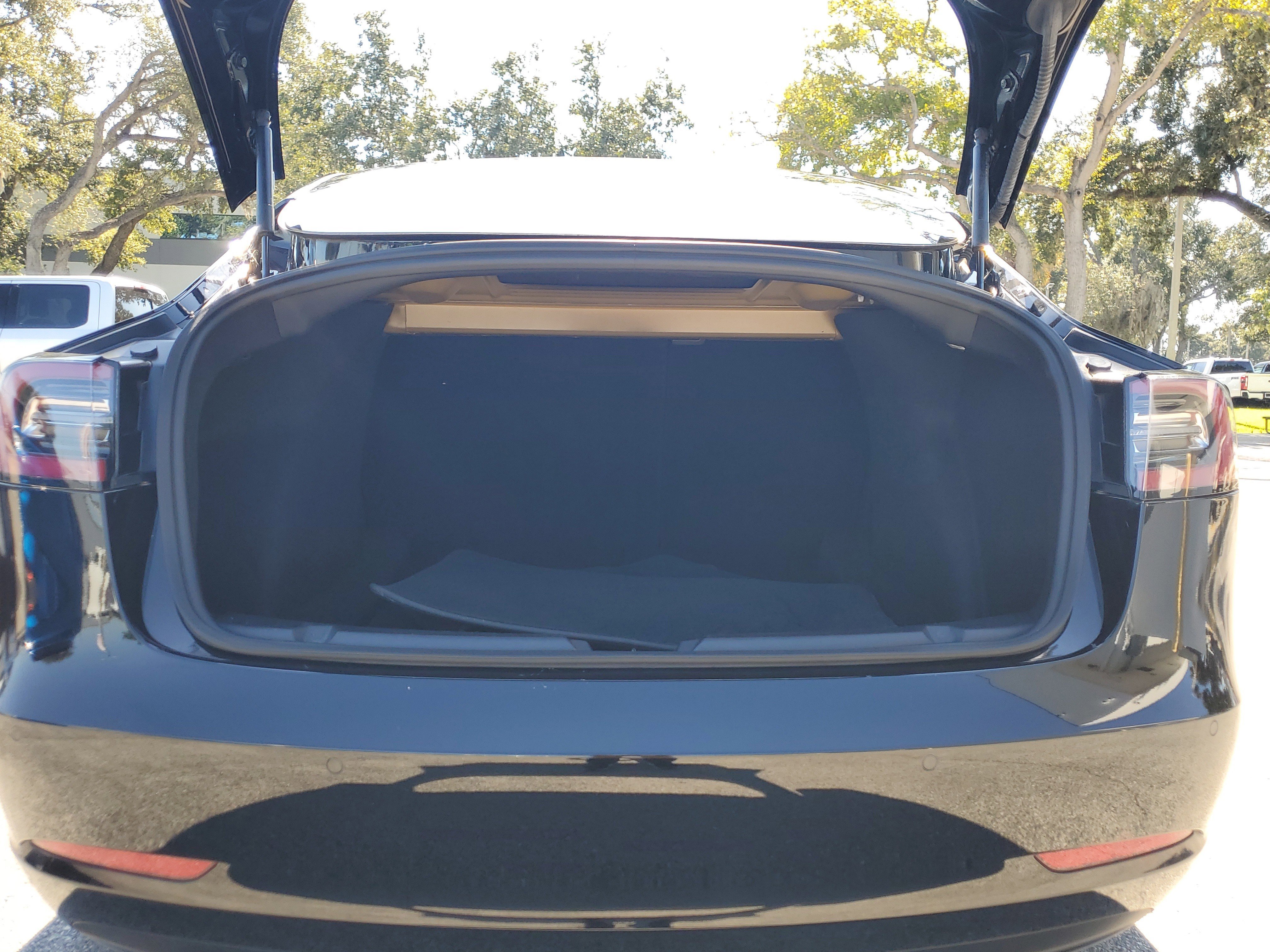 Used 2019 Tesla Model 3 Long Range image 10