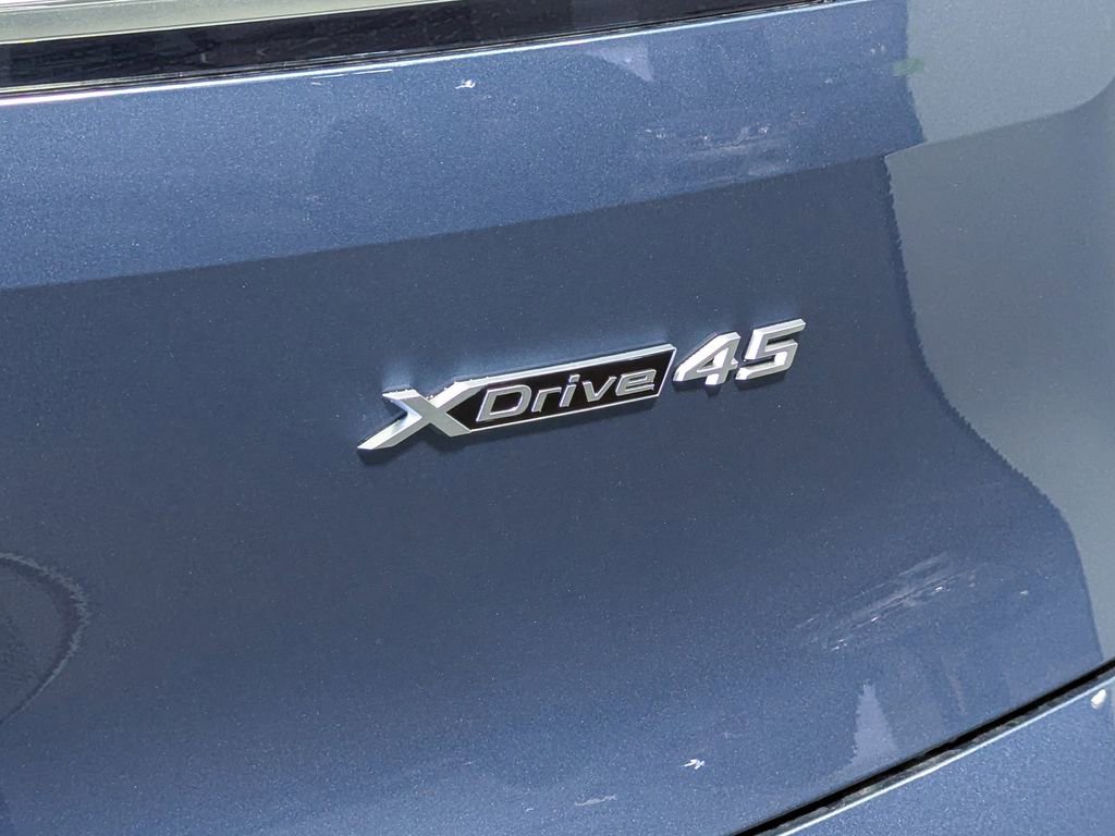 New 2026 BMW iX xDrive45 w/ M Sport Package image 3