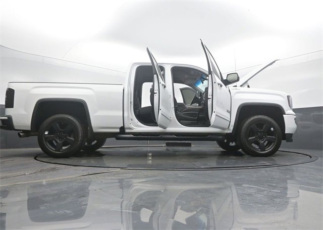 Used 2017 GMC Sierra 1500 SLE image 61