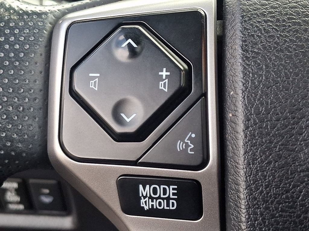 Used 2024 Toyota 4Runner SR5 Premium w/ Moonroof Package AWD/4WD image 23