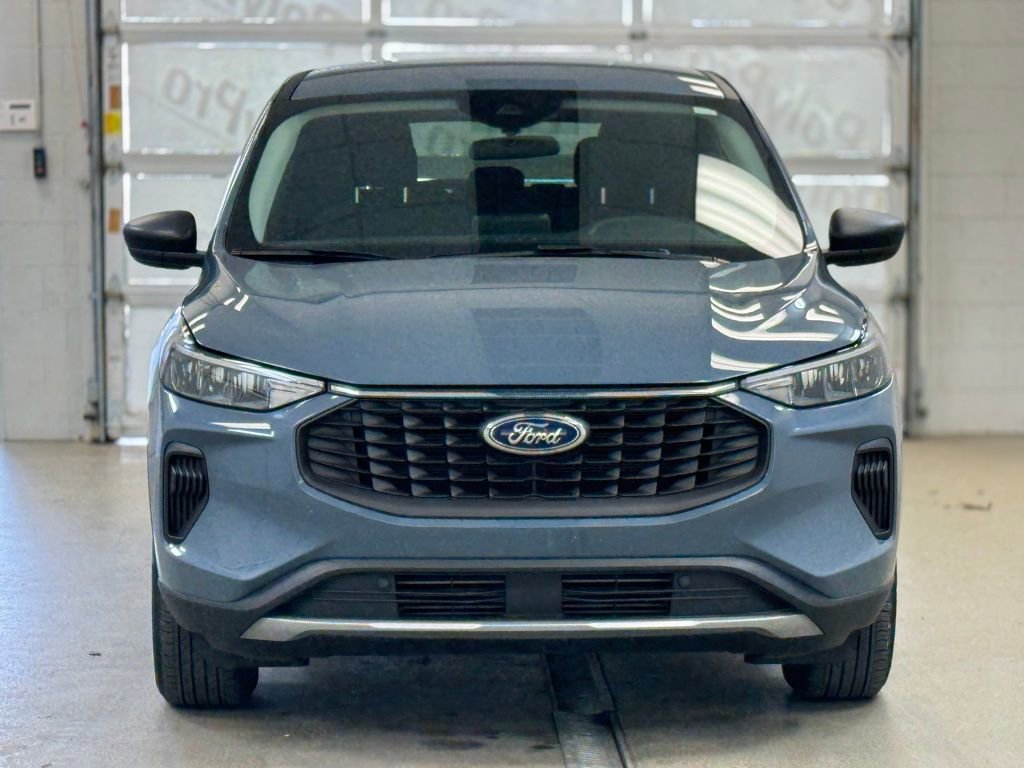 Used 2024 Ford Escape Active image 2