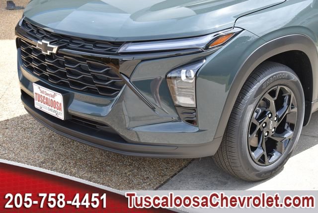 New 2026 Chevrolet Trax LT w/ Midnight Edition FWD image 31
