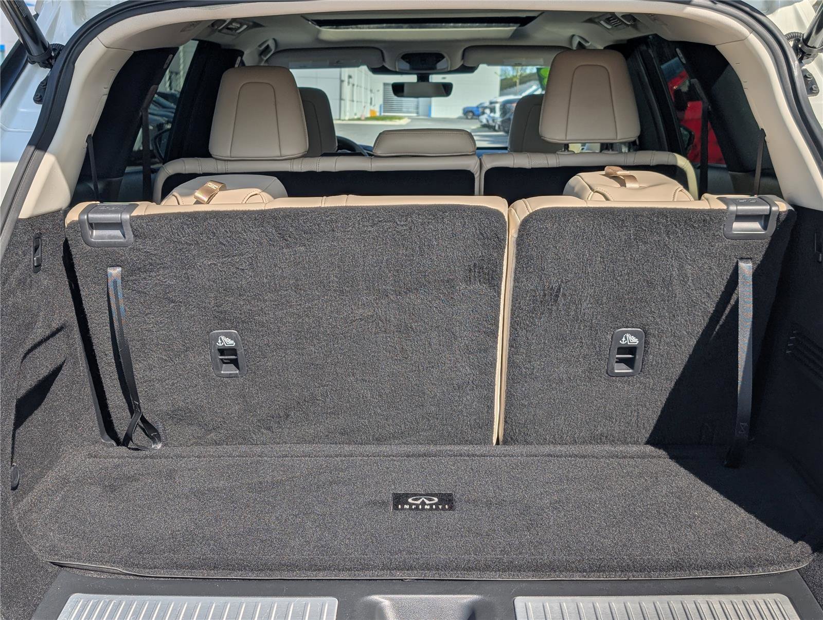 Used 2023 INFINITI QX60 Luxe w/ Cargo Package image 14