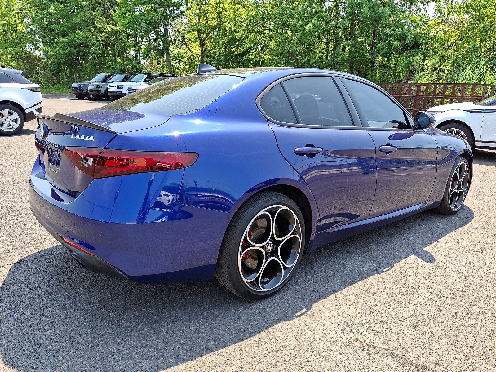 Used 2022 Alfa Romeo Giulia Ti AWD/4WD image 2