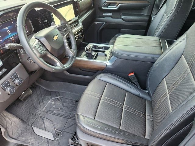 Used 2024 Chevrolet Silverado 1500 High Country w/ High Country Premium Package image 5