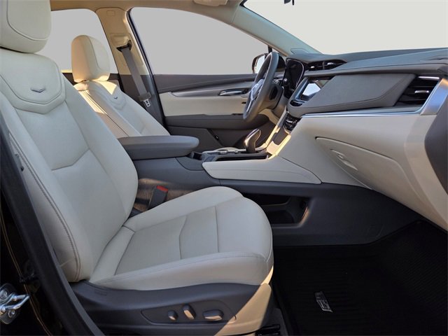 New 2025 Cadillac XT5 Premium Luxury image 14