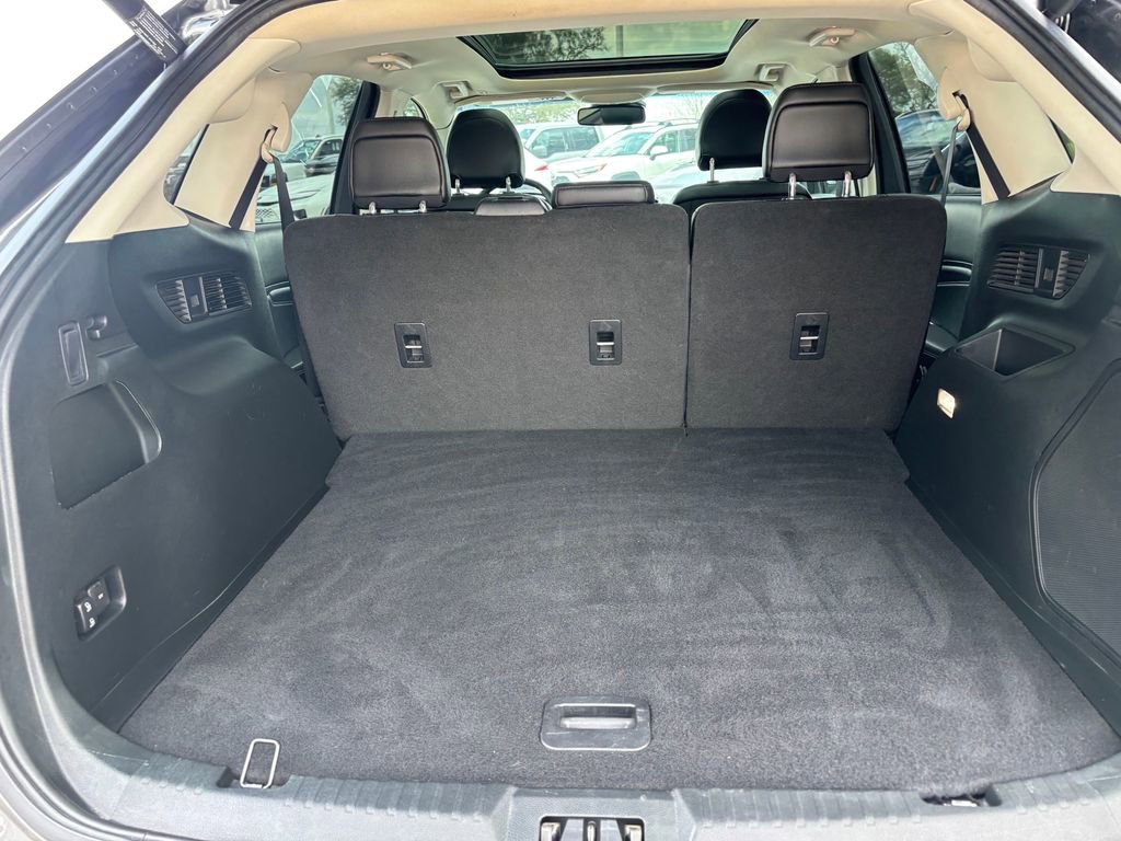 Used 2019 Ford Edge Titanium w/ Equipment Group 301A image 28