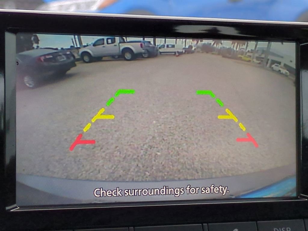 Certified 2022 Nissan Sentra S image 19