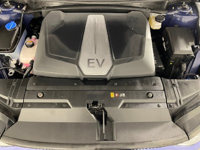 Certified 2023 Kia EV6 Wind AWD/4WD image 19