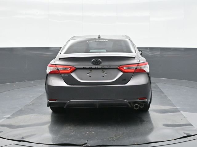 Used 2020 Toyota Camry SE image 11