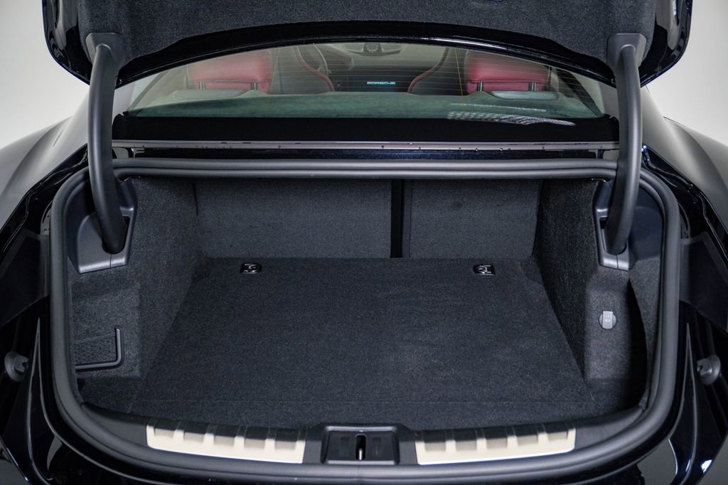 Certified 2023 Porsche Taycan GTS image 28