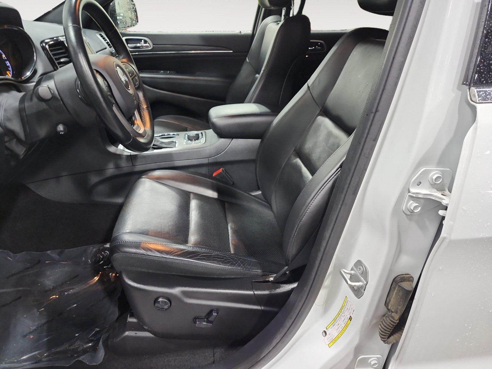 Used 2019 Jeep Grand Cherokee Limited w/ Luxury Group II AWD/4WD image 9