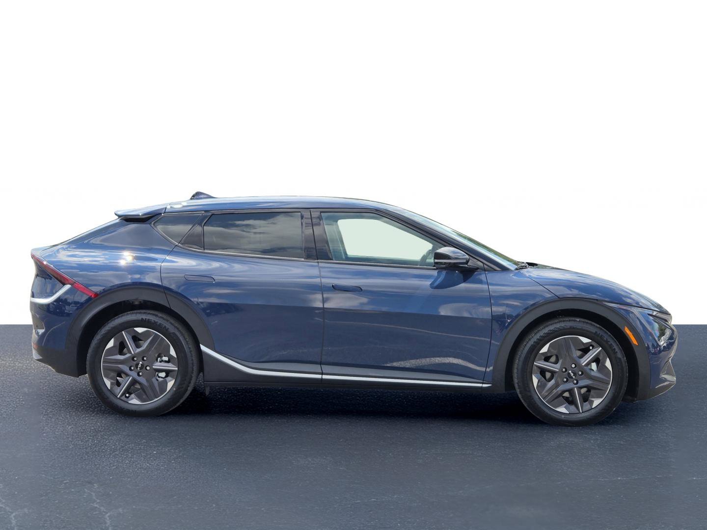 New 2025 Kia EV6 Light image 6