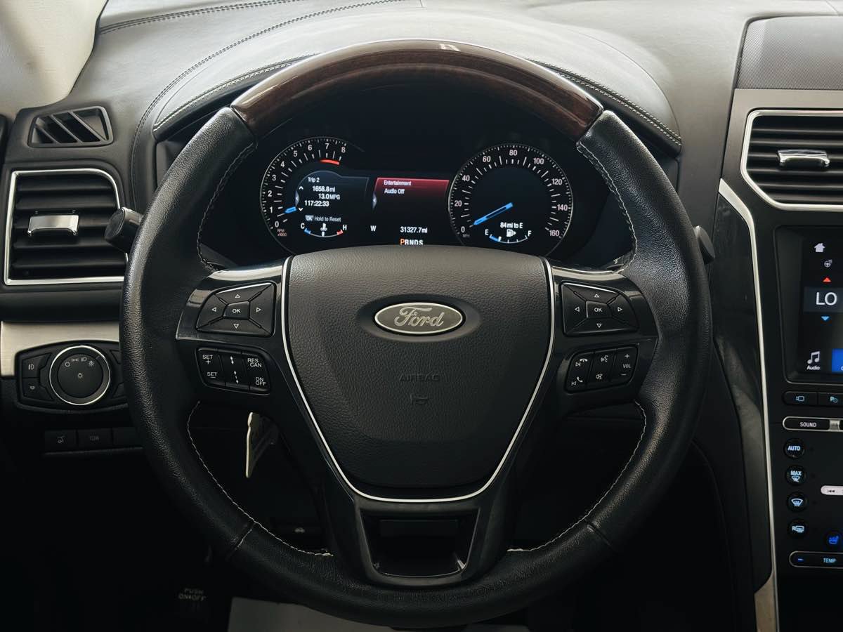 Used 2017 Ford Explorer Platinum AWD/4WD image 51