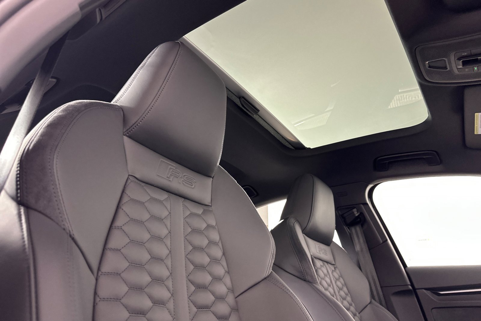 New 2026 Audi RS 3 image 15