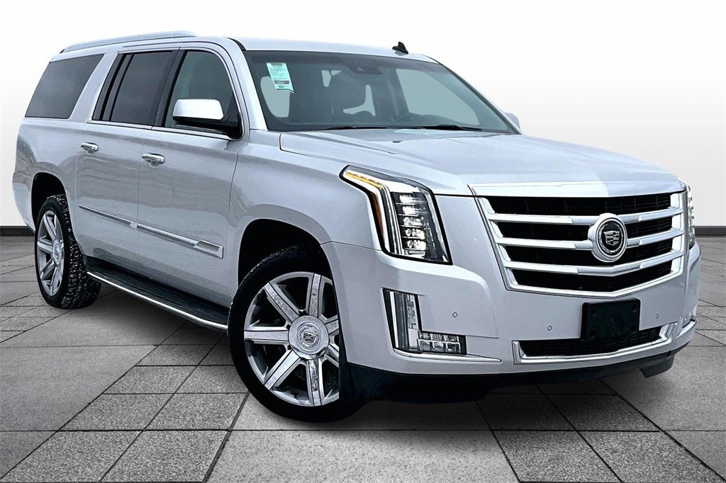 Used 2015 Cadillac Escalade ESV Premium image 2