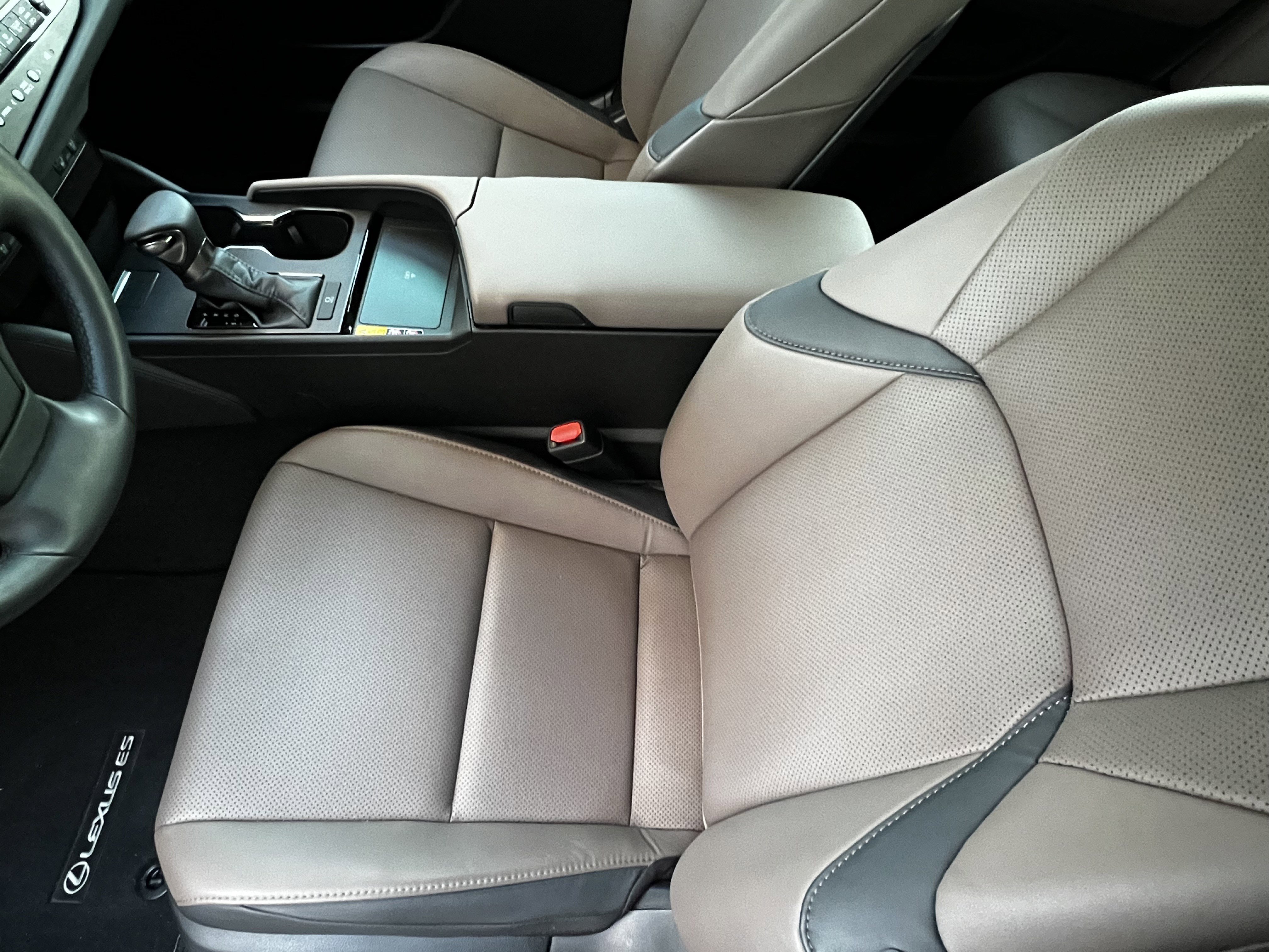 Used 2024 Lexus ES 350 w/ Premium Package image 15