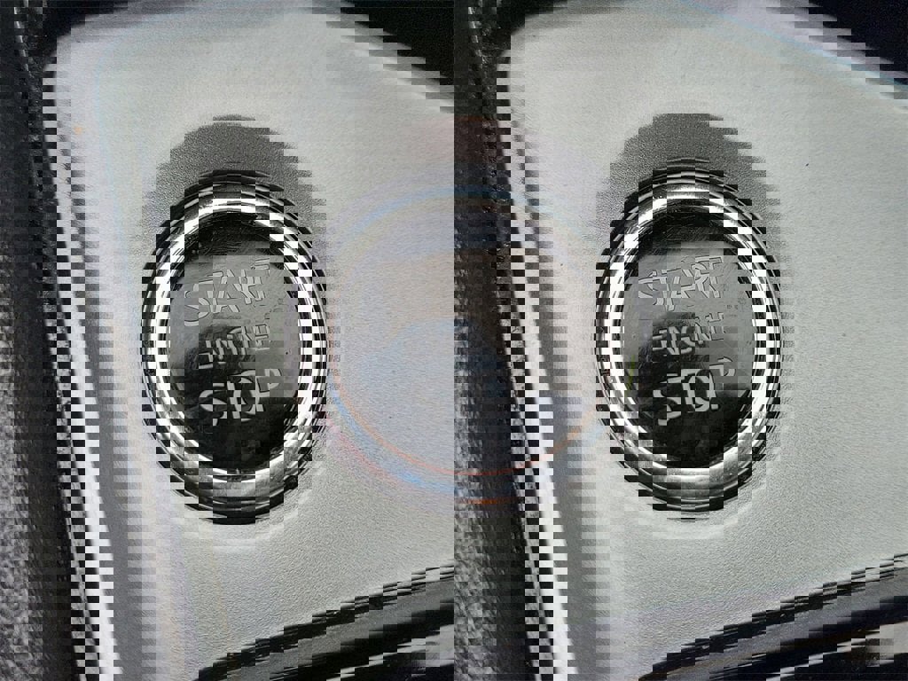 Used 2024 Nissan Altima 2.5 SV image 26