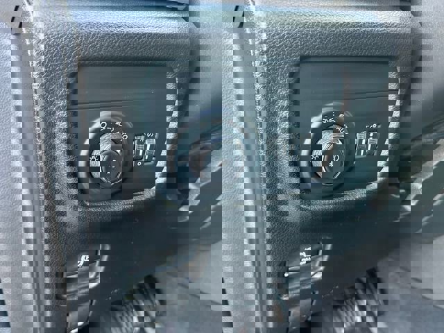 Used 2025 Jeep Grand Cherokee L Limited w/ Black Appearance Package image 23