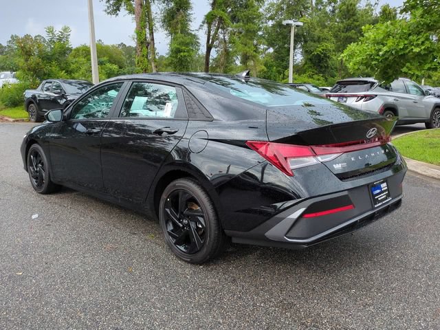 New 2026 Hyundai Elantra Sport FWD image 7