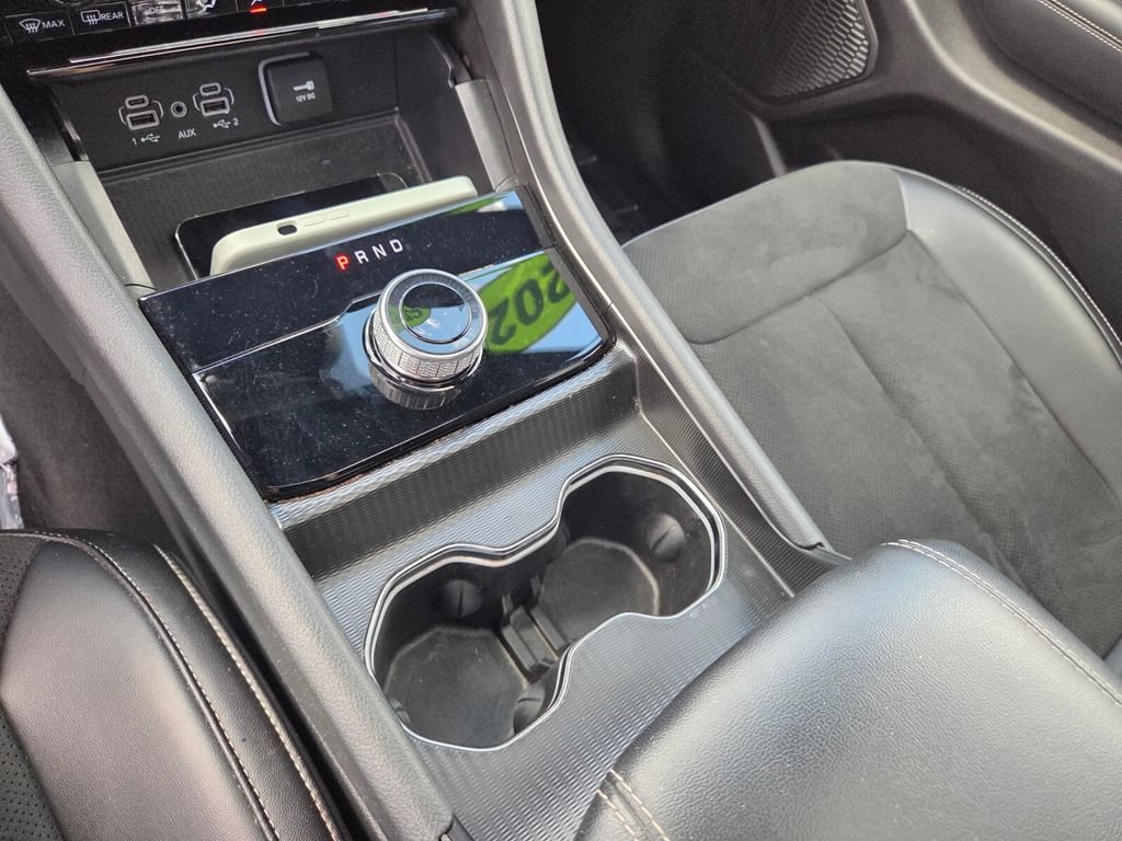 Used 2025 Jeep Grand Cherokee Altitude AWD/4WD image 27