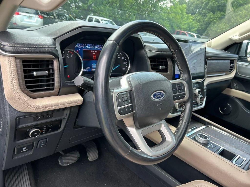 Used 2024 Ford Expedition Limited RWD image 23