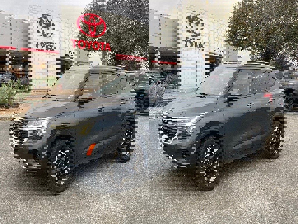 Used 2025 Kia Seltos S