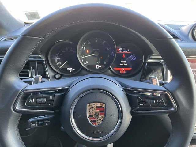 Certified 2025 Porsche Macan image 25