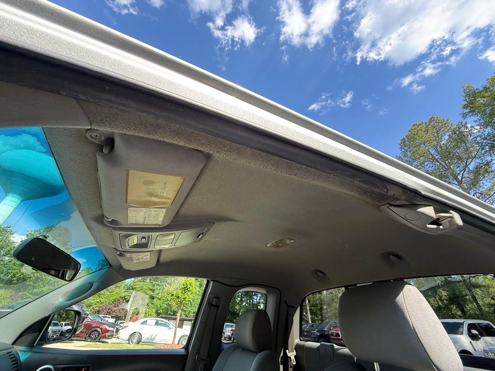 Used 2005 Toyota Tacoma PreRunner RWD image 40