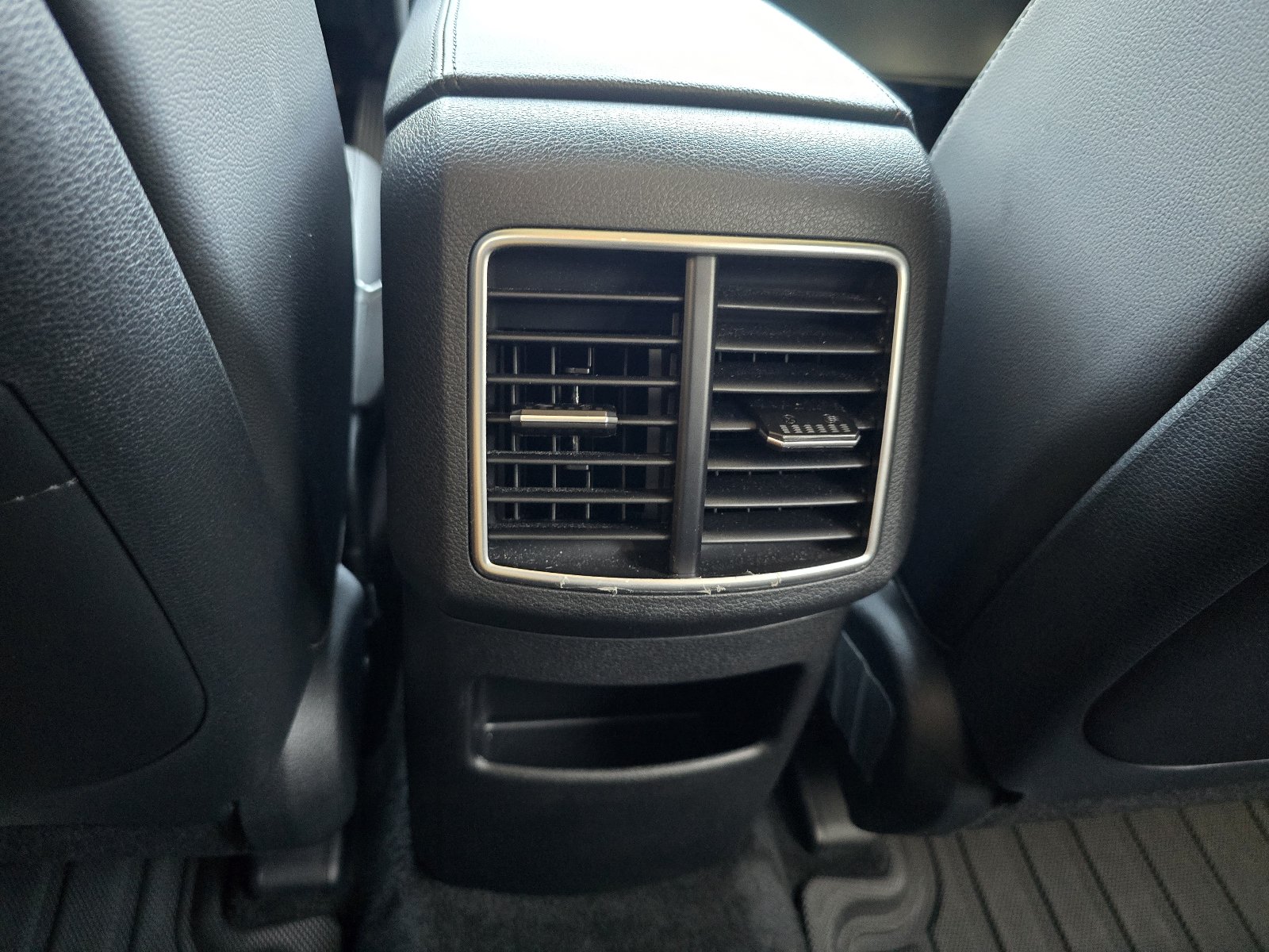 Used 2023 Kia Sportage EX AWD/4WD image 25