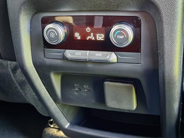 New 2025 GMC Acadia Elevation image 41