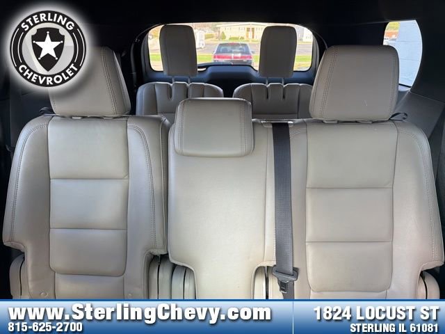 Used 2014 Ford Explorer XLT w/ Equipment Group 202A AWD/4WD image 13