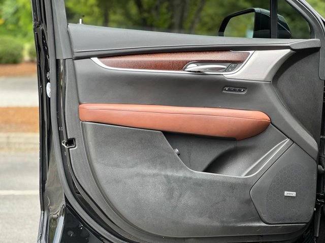 Used 2020 Cadillac XT5 Premium Luxury FWD image 10