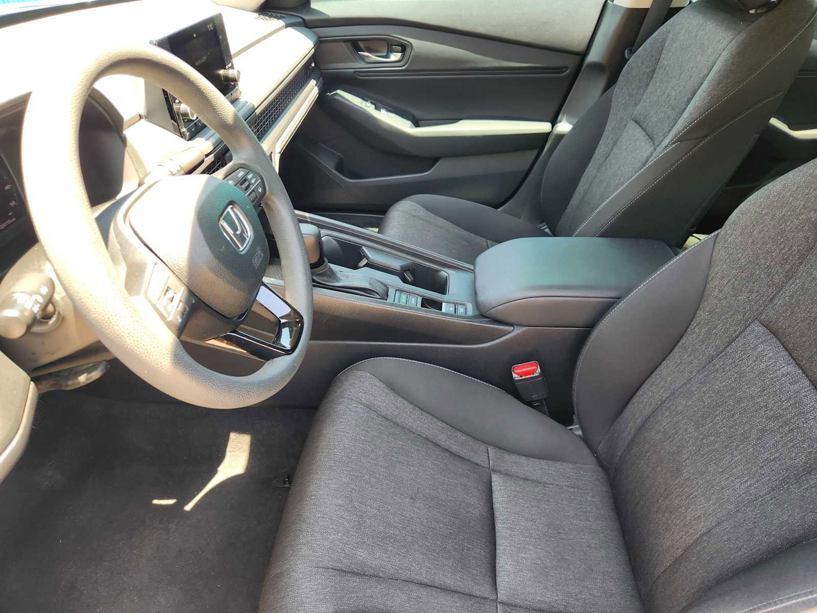 Used 2023 Honda Accord EX image 12