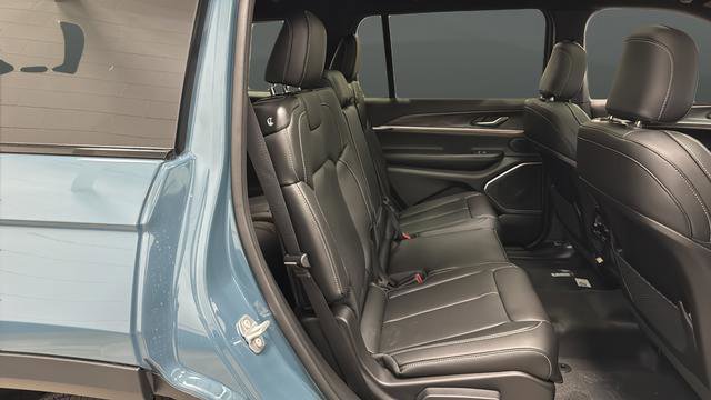 New 2026 Jeep Grand Cherokee L Limited image 23