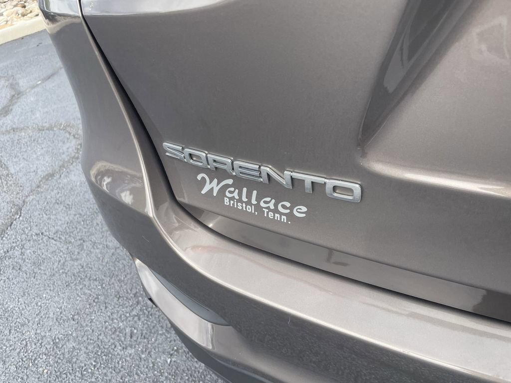 Used 2019 Kia Sorento AWD image 7