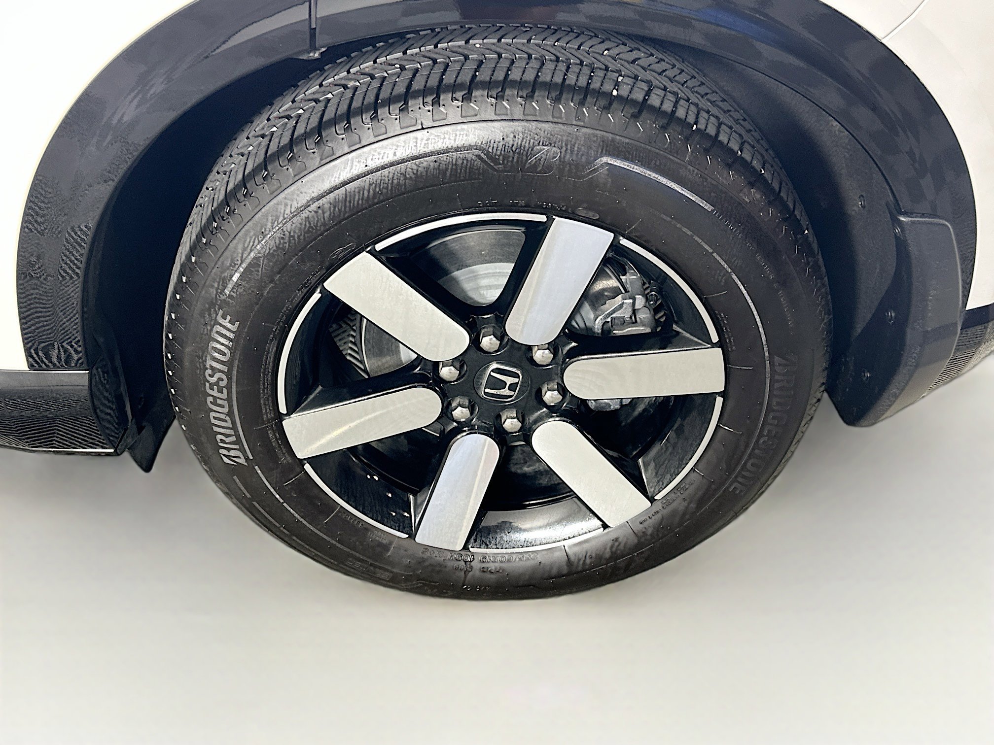 Used 2025 Honda Prologue Touring image 11