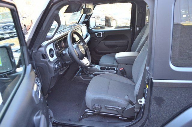 New 2026 Jeep Wrangler Sport AWD/4WD image 14
