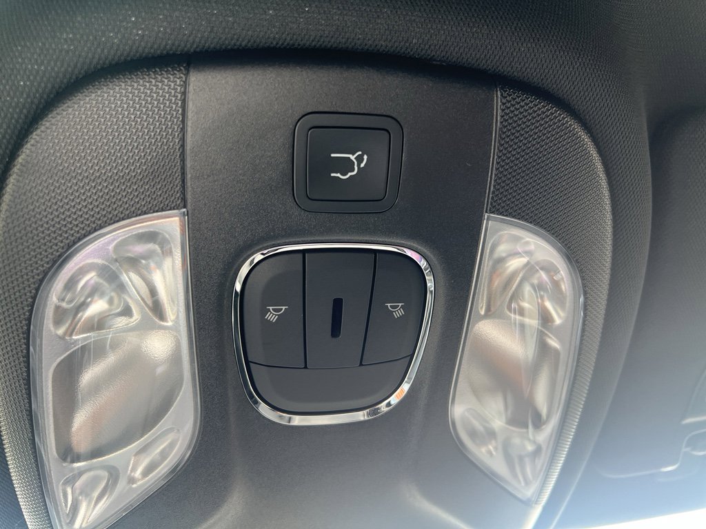 New 2026 Jeep Compass Latitude image 29