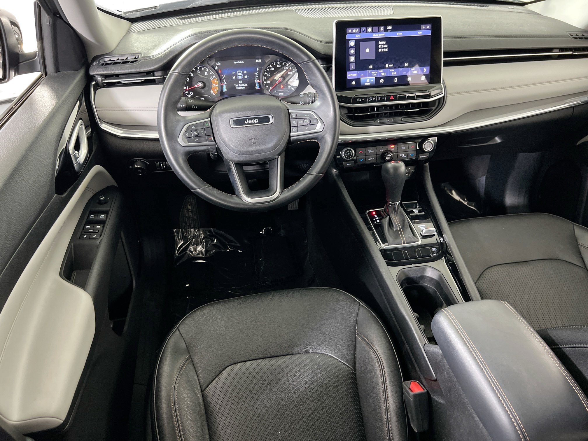 Used 2022 Jeep Compass Limited AWD/4WD image 20
