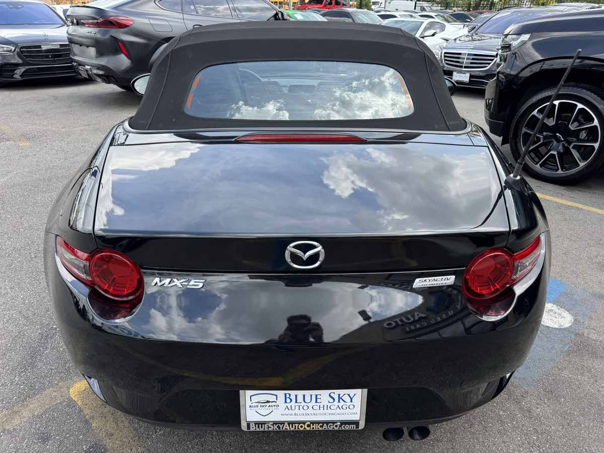 Used 2016 MAZDA MX-5 Miata Sport RWD image 6