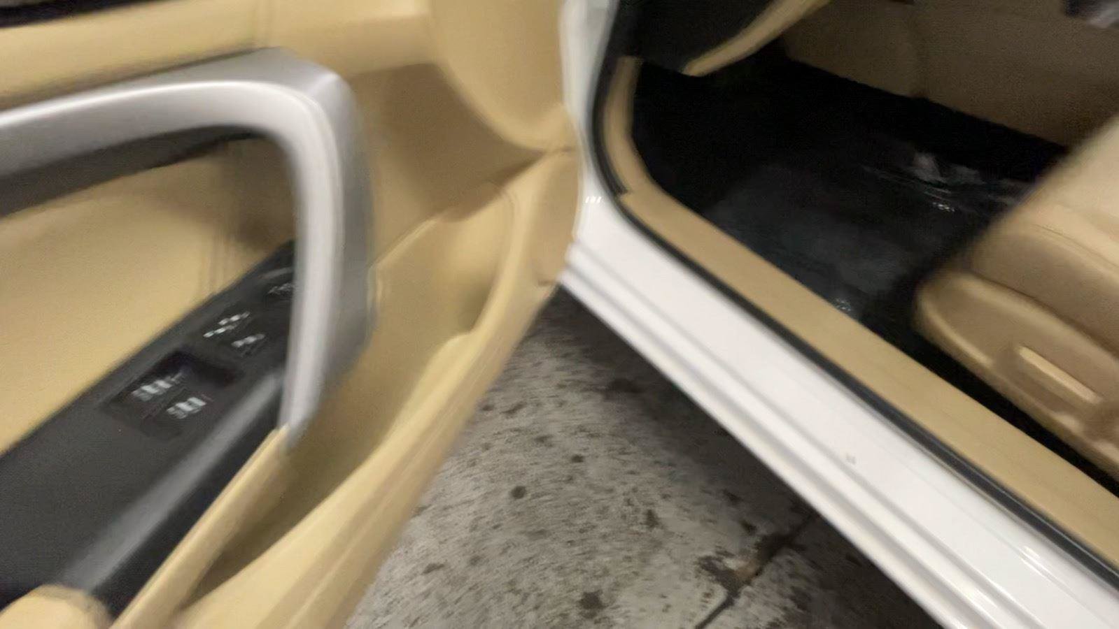 Used 2012 Honda Accord EX-L image 30