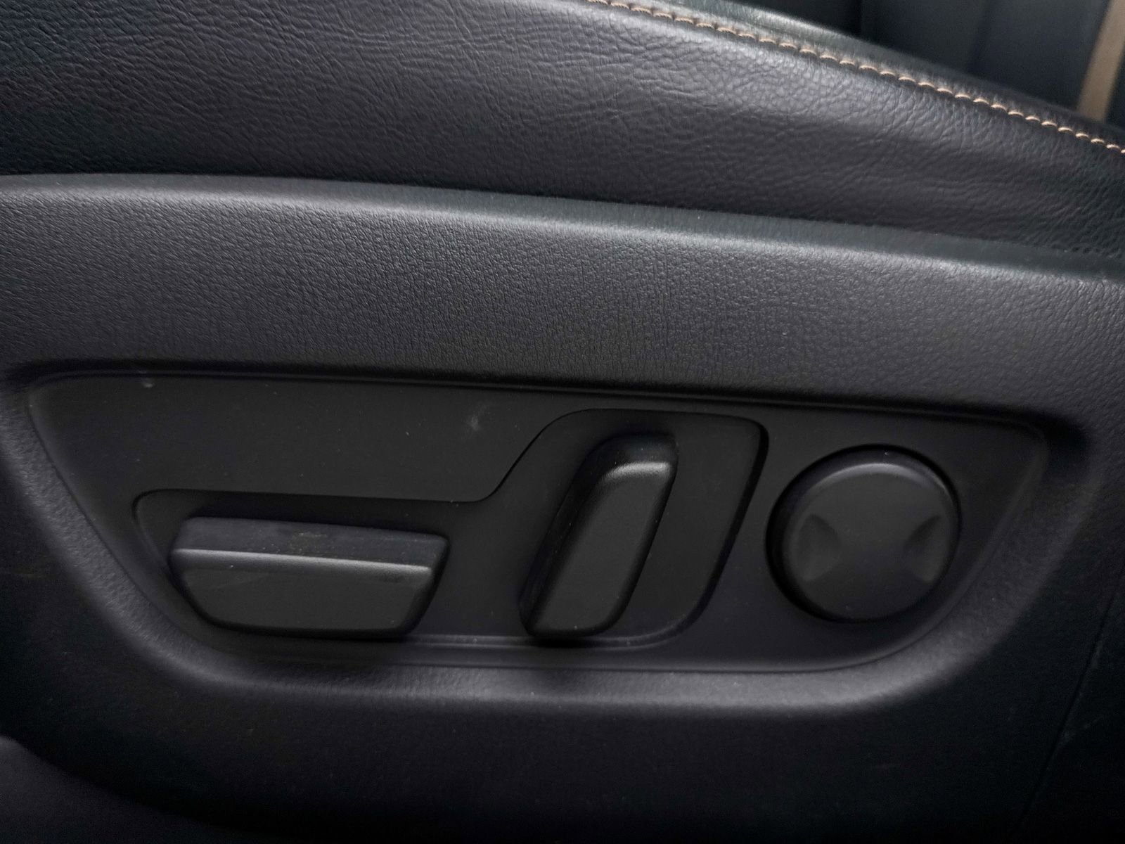 Used 2025 MAZDA CX-90 3.3 Turbo w/ Premium Plus Pkg image 26