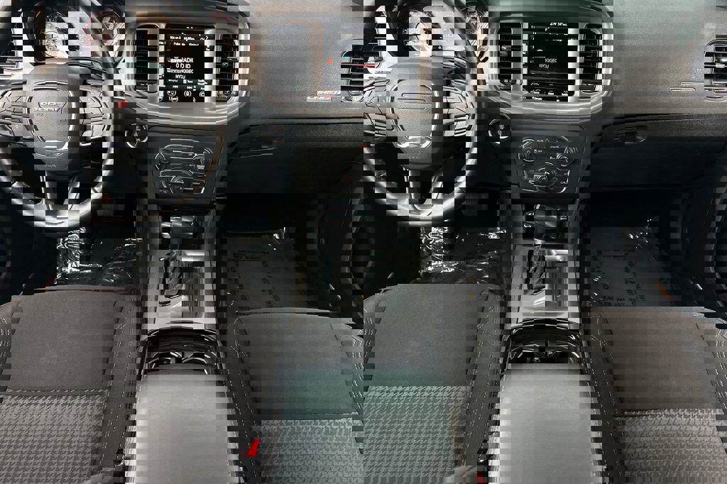 Used 2023 Dodge Charger SXT w/ Blacktop Package image 13