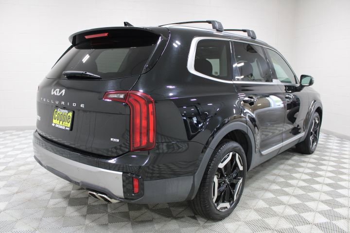 Used 2025 Kia Telluride S AWD/4WD image 12