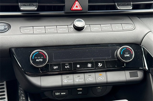 New 2025 Hyundai Elantra SEL image 20